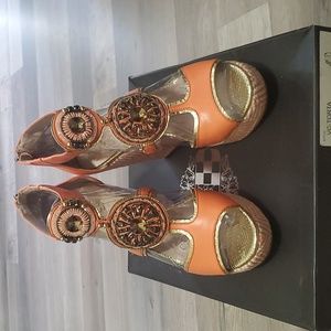 Vince Camuto VC TORTA Orange Peep Toe Wedges Sz 8.5